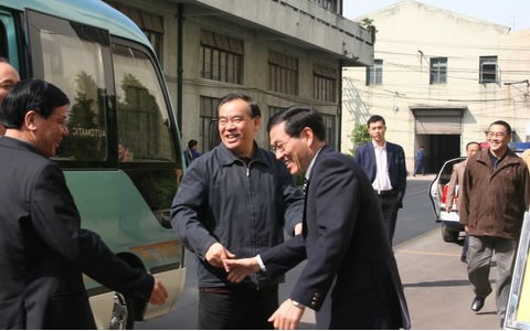呂祖善省長來我集團(tuán)公司調(diào)研，加快發(fā)展裝備制造業(yè)